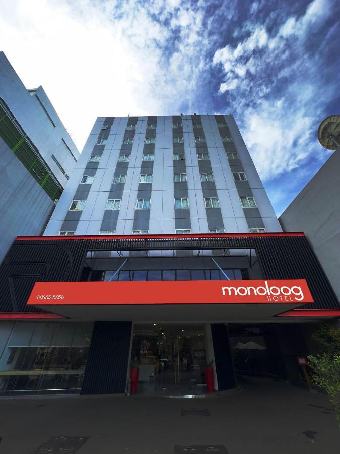 Monoloog Hotel Бекасі Екстер'єр фото